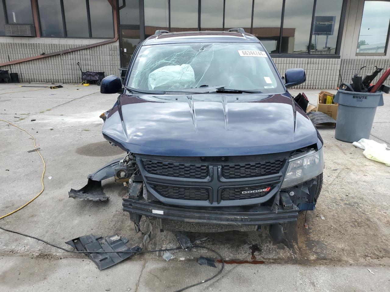 Lot #2991544109 2017 DODGE JOURNEY CR