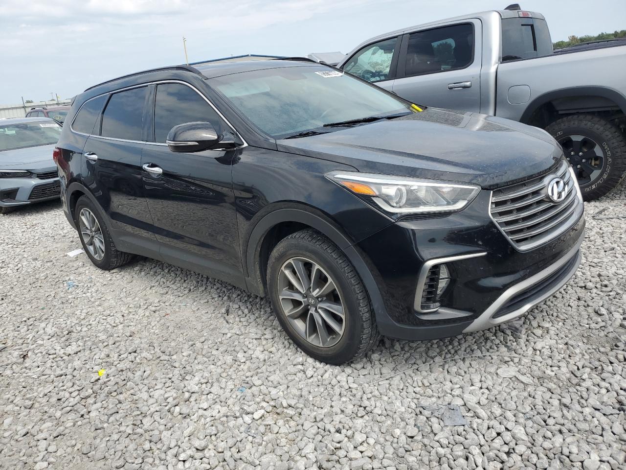 Lot #2789469537 2017 HYUNDAI SANTA FE S