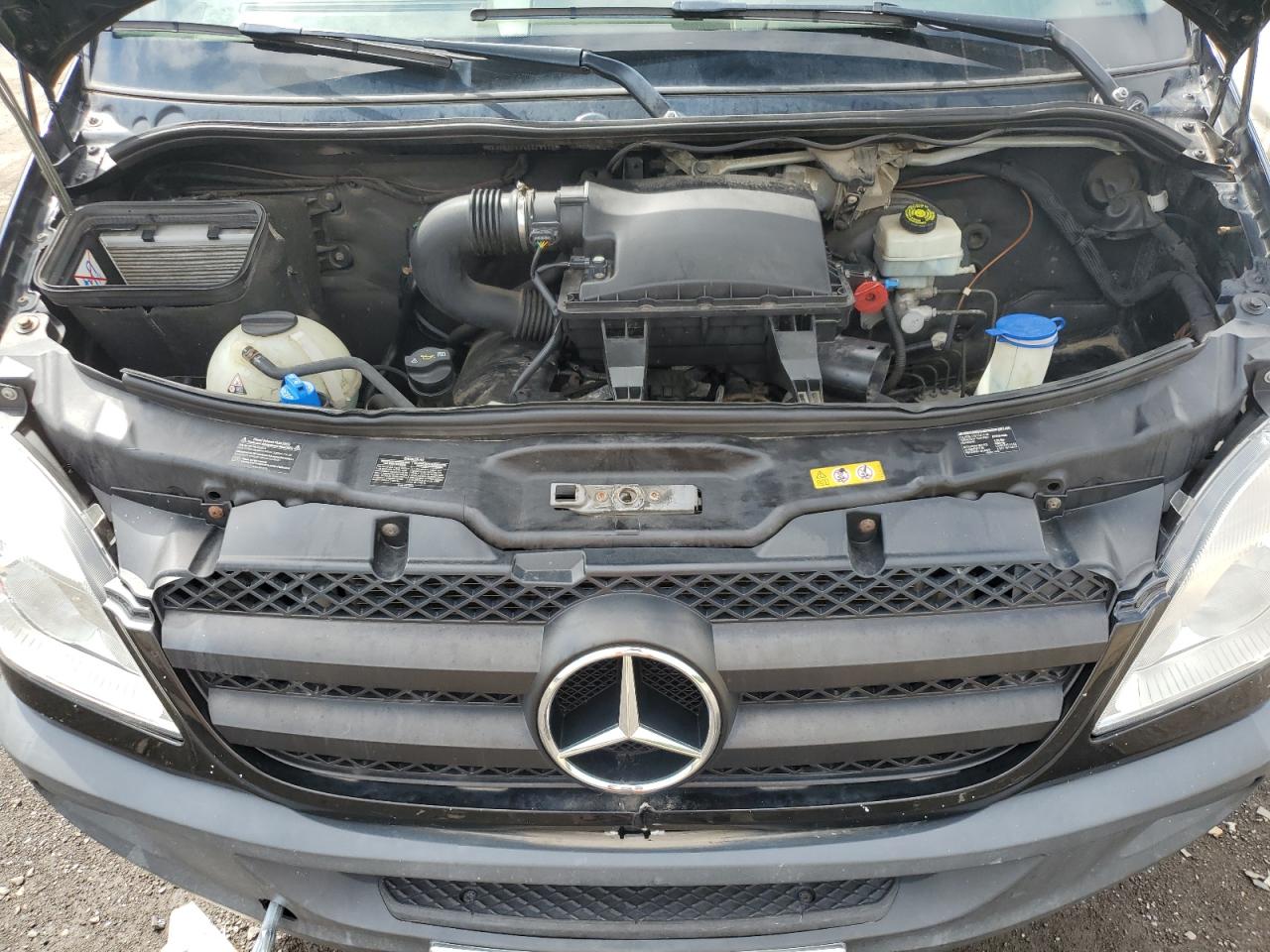 Lot #2770943434 2011 MERCEDES-BENZ SPRINTER 2