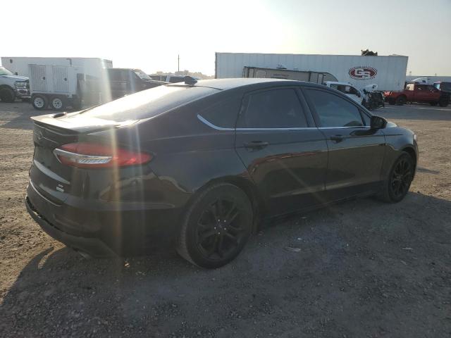 VIN 3FA6P0HD8KR127620 2019 Ford Fusion, SE no.3