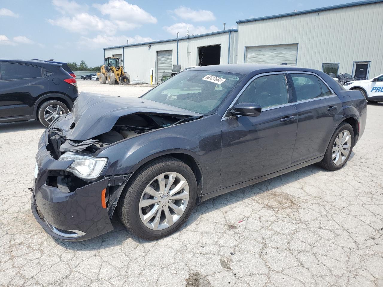 Lot #2812017931 2017 CHRYSLER 300 LIMITE