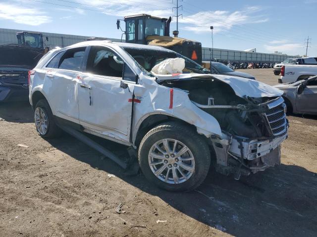 VIN 1GYKNARS5HZ312451 2017 Cadillac XT5 no.4