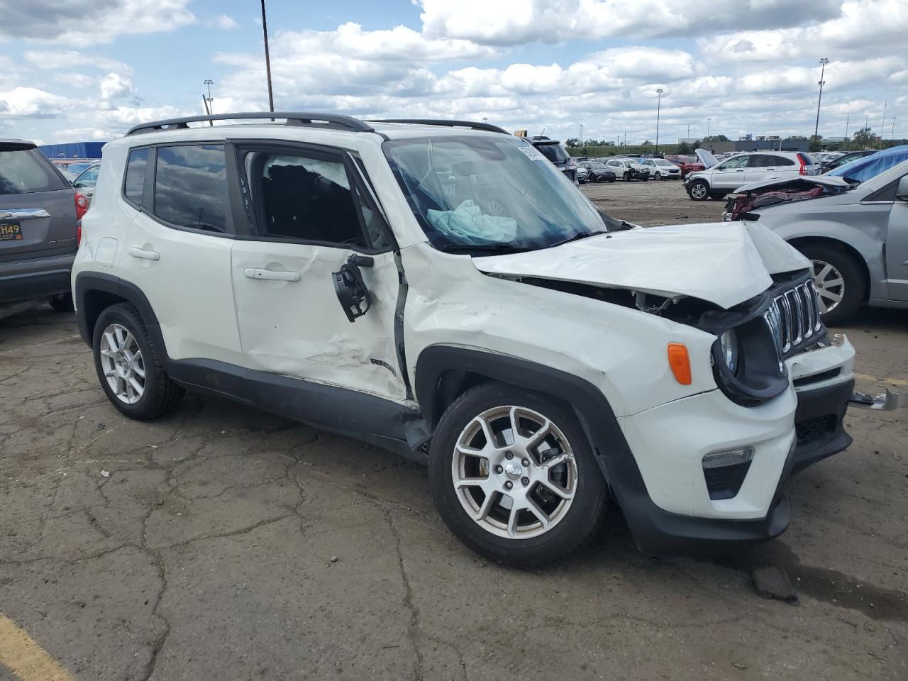 Lot #2923121077 2019 JEEP RENEGADE S