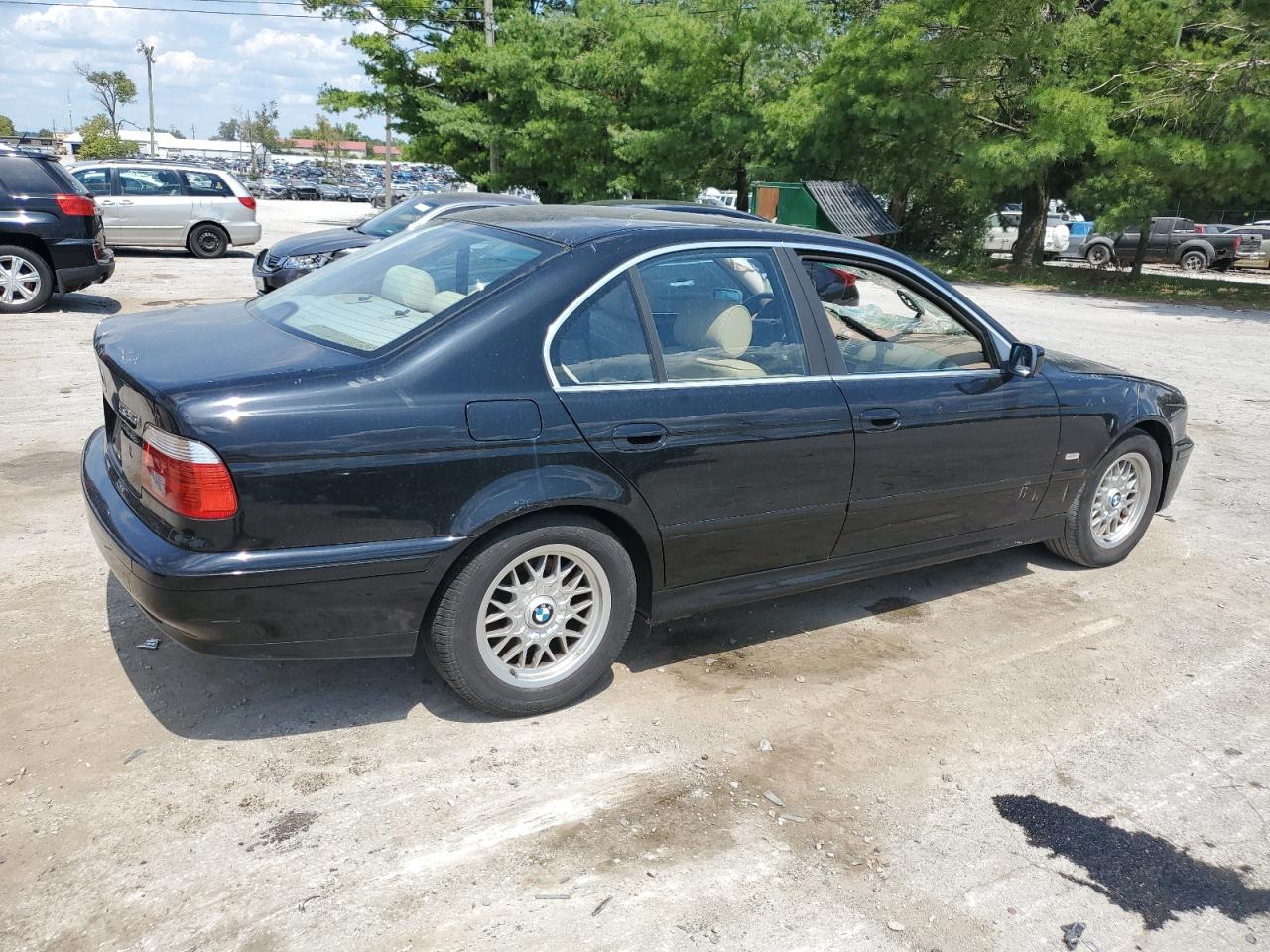 Lot #3037020731 2002 BMW 525 I AUTO