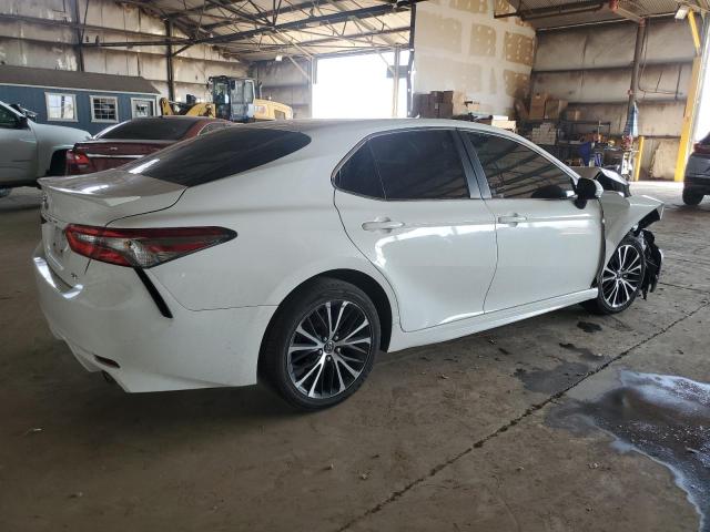 VIN 4T1B11HK6JU662723 2018 Toyota Camry, L no.3