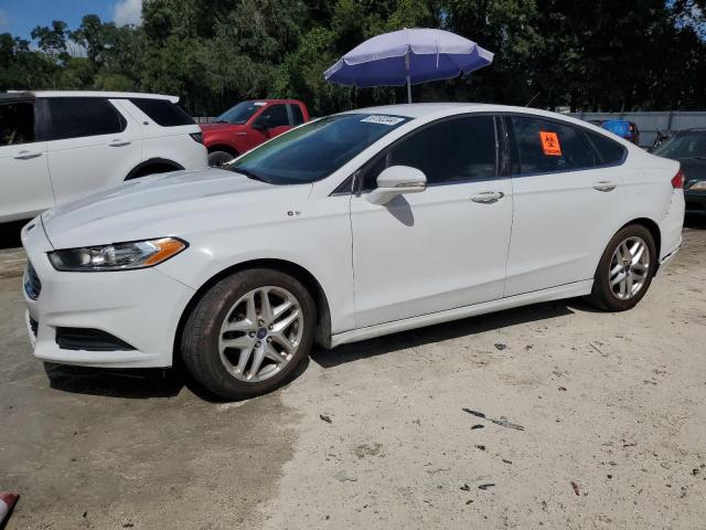 VIN 3FA6P0H73GR152376 2016 Ford Fusion, SE no.1