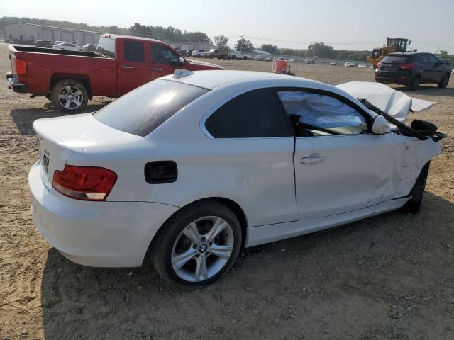 VIN WBAUP7C55DVP25354 2013 BMW 1 SERIES no.3