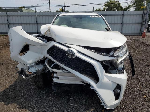 VIN 2T3A1RFV9KW052332 2019 Toyota RAV4, Xle Premium no.5