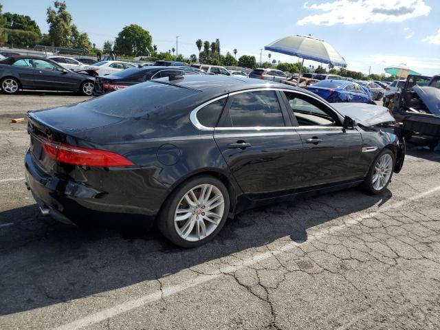 VIN SAJBE4BV1GCY05705 2016 Jaguar XF, Prestige no.3