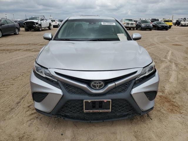 VIN 4T1B11HK2JU022251 2018 Toyota Camry, L no.5