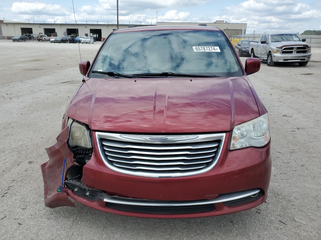 Lot #2862346062 2011 CHRYSLER TOWN & COU