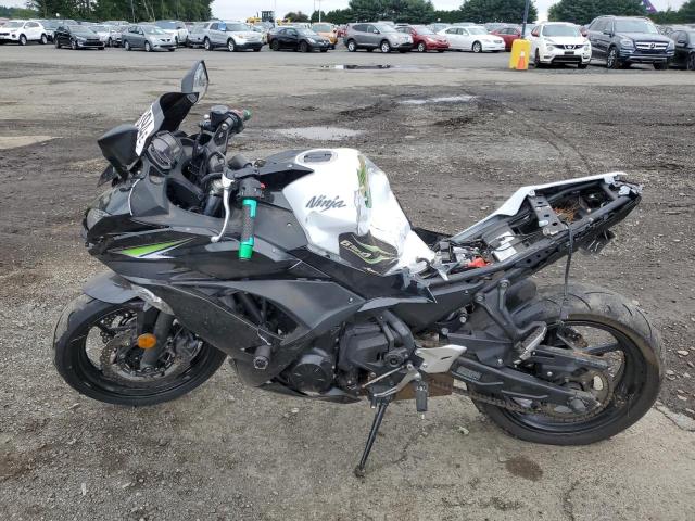2017 KAWASAKI EX650 F - JKAEXEK11HDA00448
