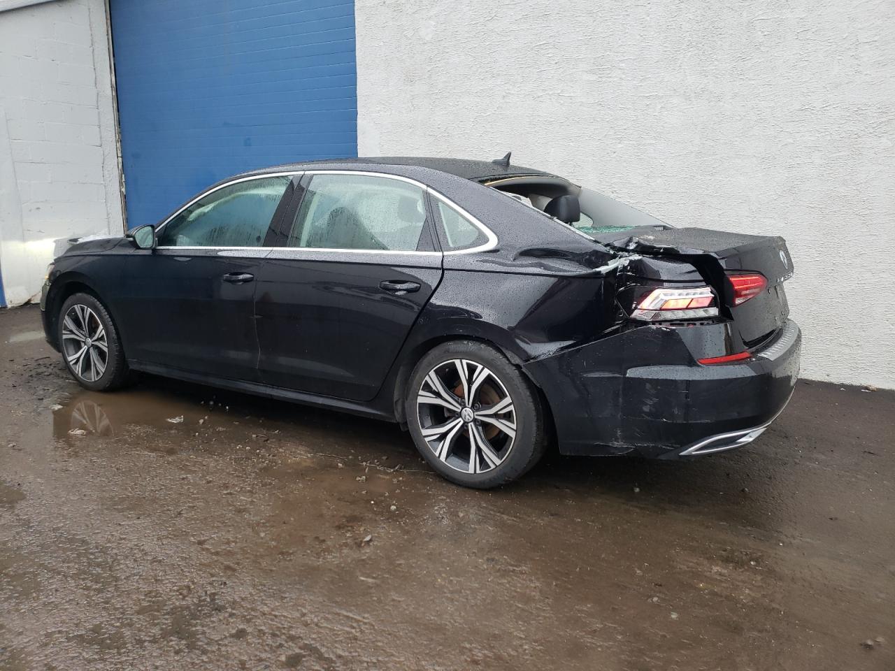 Lot #2779560598 2021 VOLKSWAGEN PASSAT SE