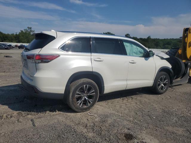 2016 TOYOTA HIGHLANDER - 5TDJKRFH2GS302171