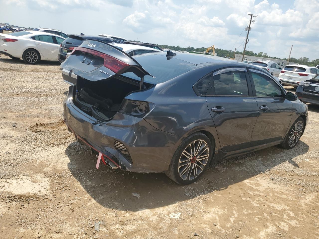 Lot #2981286815 2022 KIA FORTE GT