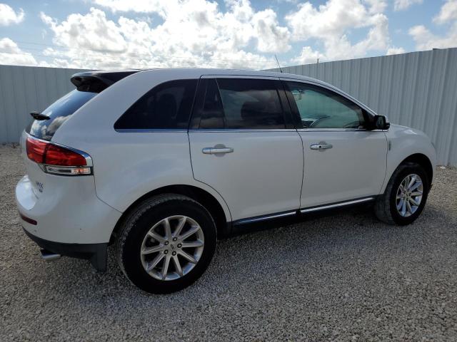 VIN 2LMDJ8JK0DBL11123 2013 Lincoln MKX no.3