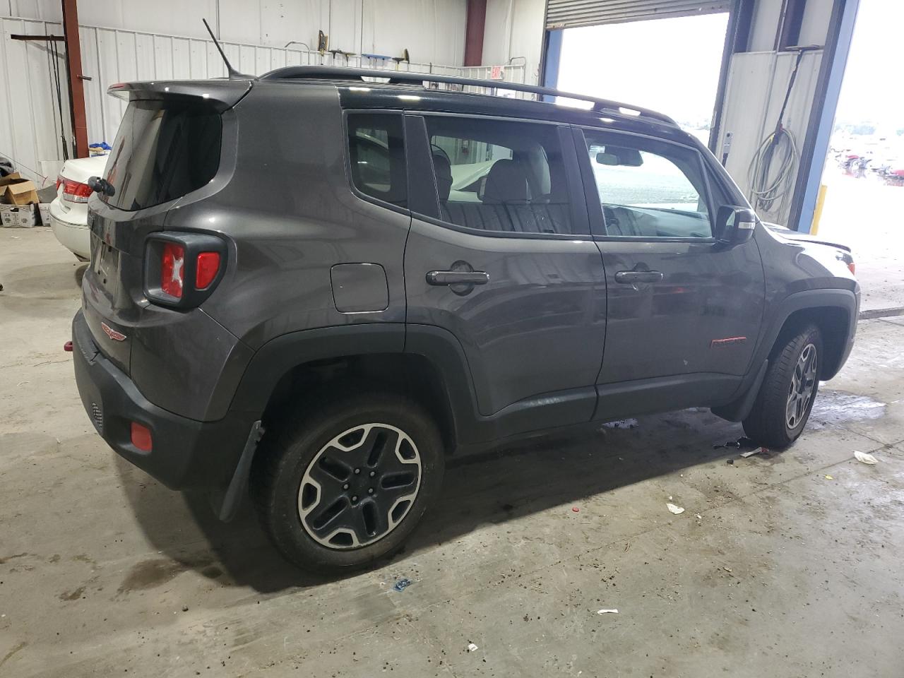 Lot #2912283107 2017 JEEP RENEGADE T