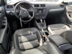 VOLKSWAGEN JETTA SE photo