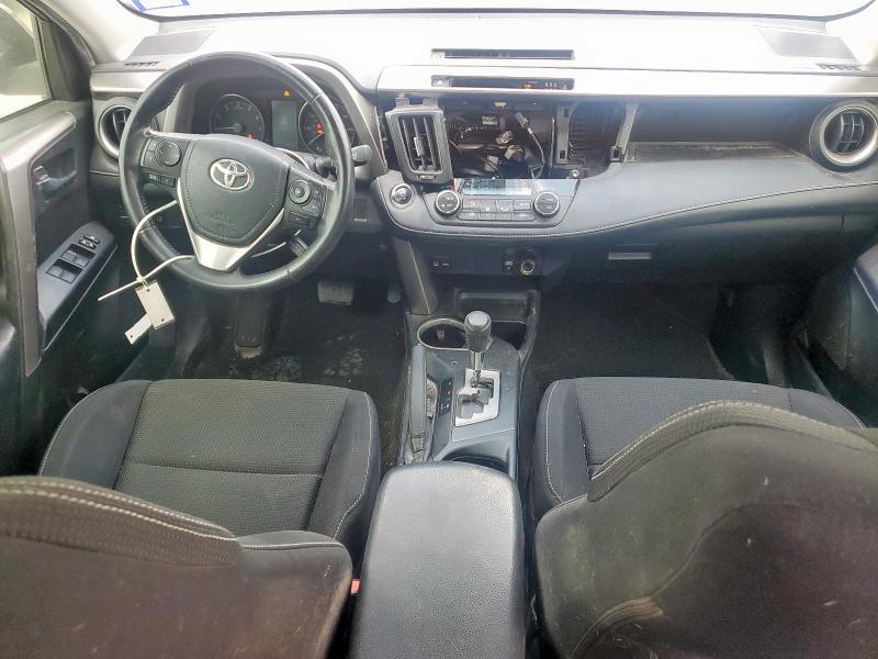 2017 TOYOTA RAV4 XLE JTMWFREV7HJ147441
