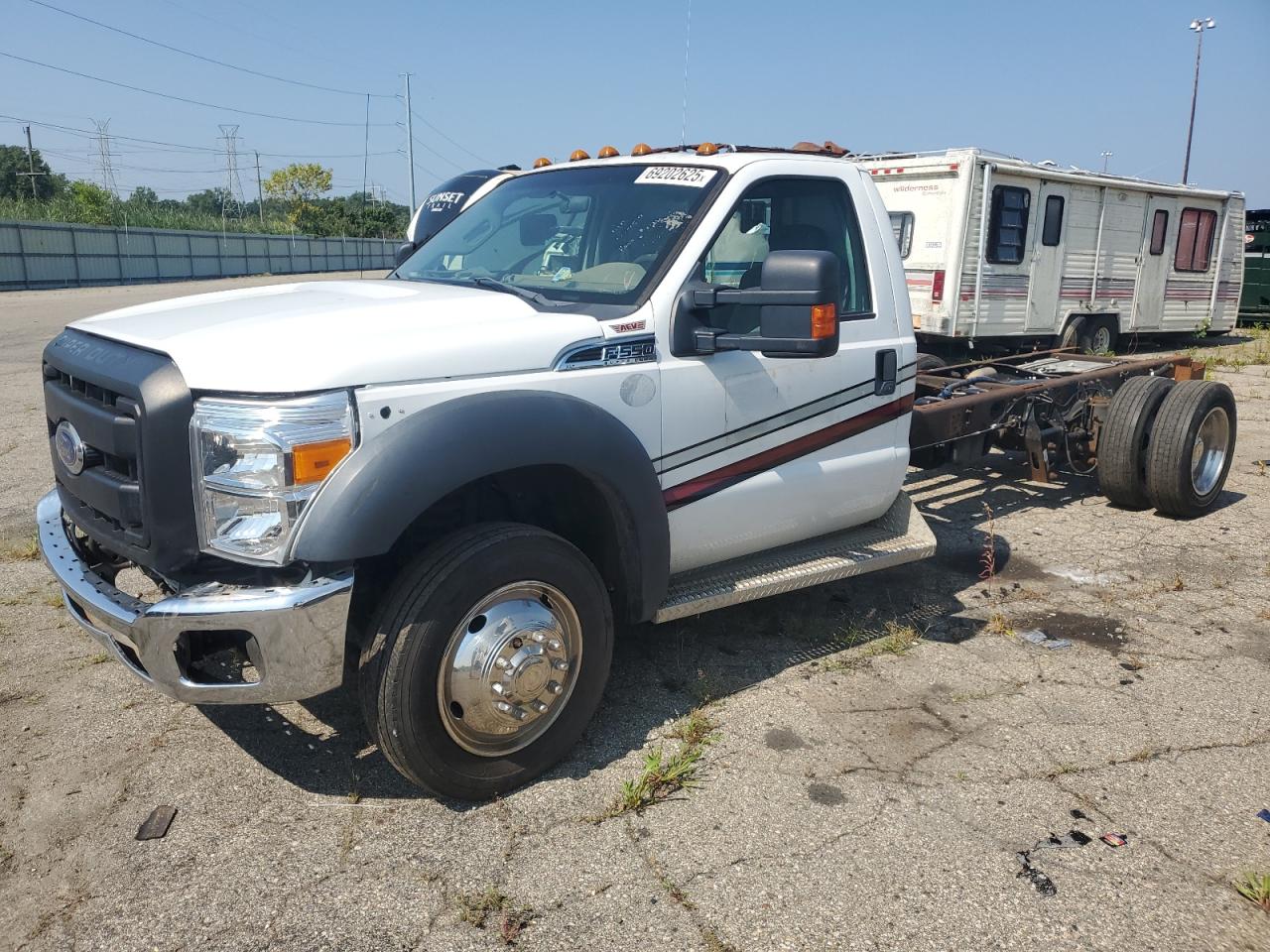 FORD F-550 SUPER DUTY