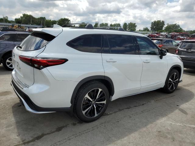 2022 TOYOTA HIGHLANDER XSE 5TDJZRBH8NS219262
