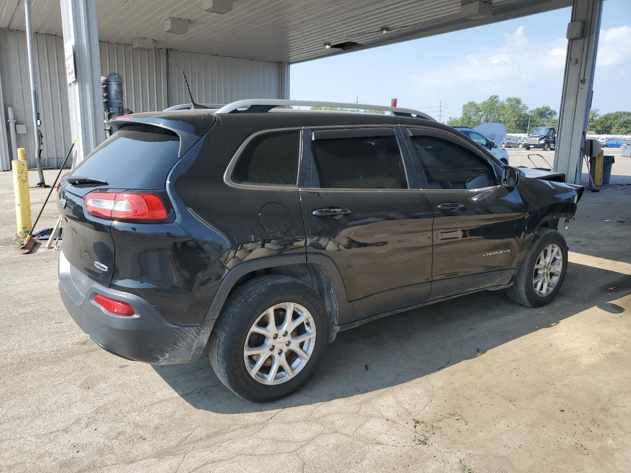 JEEP GRAND CHEROKEE LATITUDE PLUS