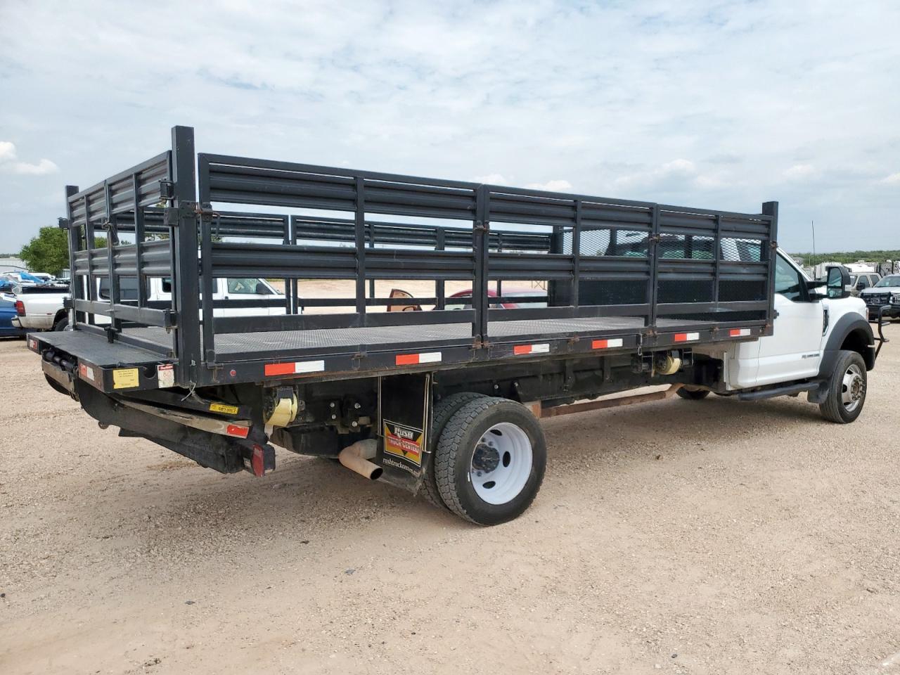 FORD F-550 SUPER DUTY