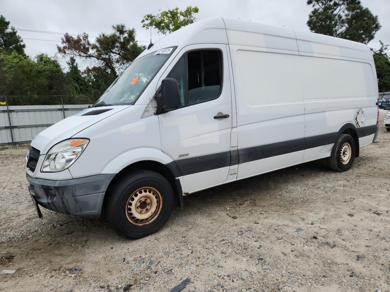 MERCEDES-BENZ SPRINTER 2500
