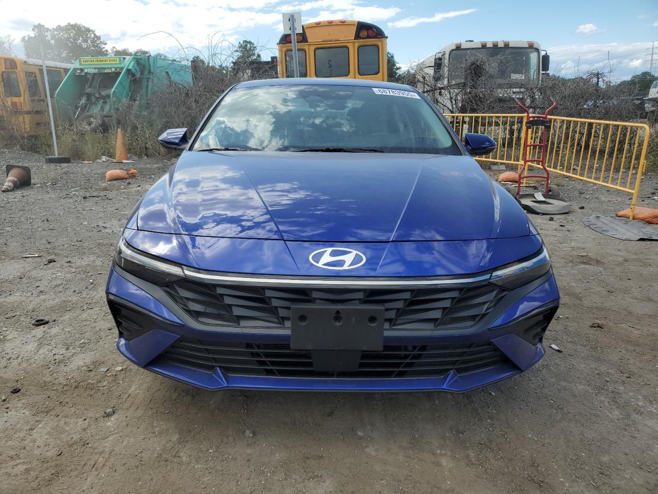 HYUNDAI ELANTRA LIMITED