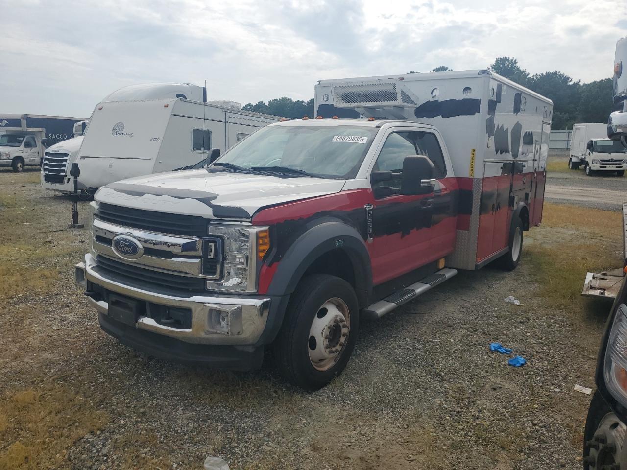 FORD F-550 SUPER DUTY