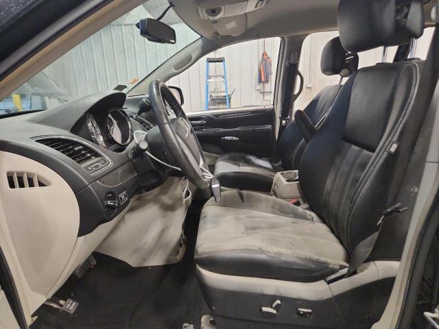 2016 CHRYSLER TOWN & COU 2C4RC1BG5GR126644