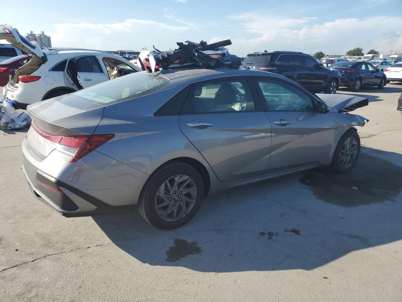 HYUNDAI ELANTRA SEL