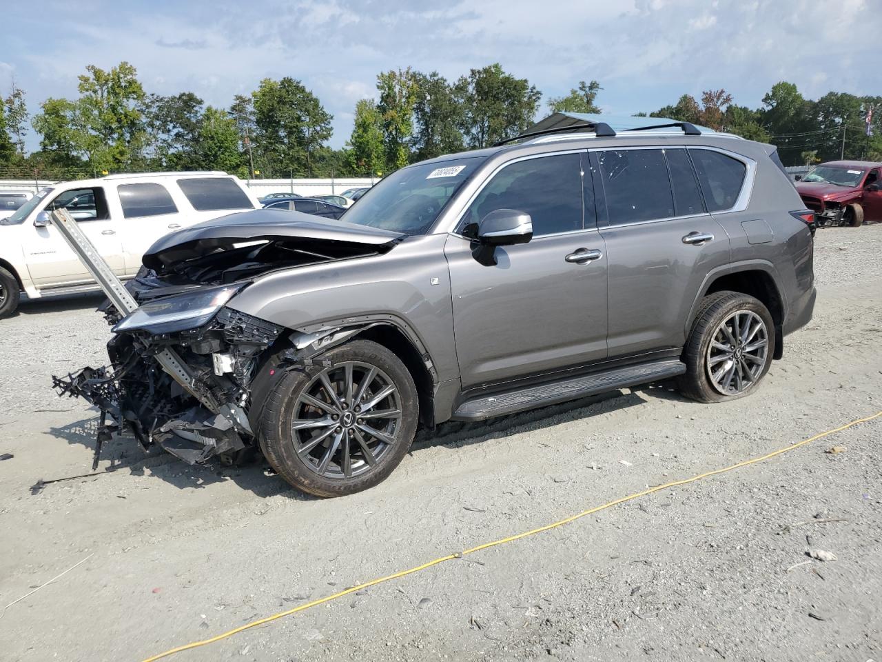 LEXUS LX 600 BASE
