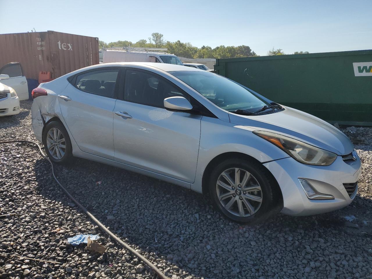 HYUNDAI ELANTRA SE