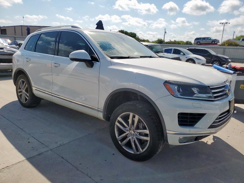 2016 VOLKSWAGEN TOUAREG SP WVGEF9BP0GD003465