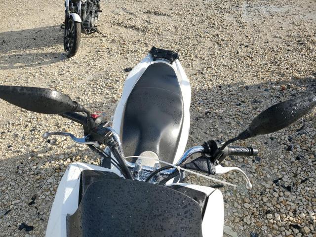 2015 HONDA PCX 150 RLHKF180XFY001104