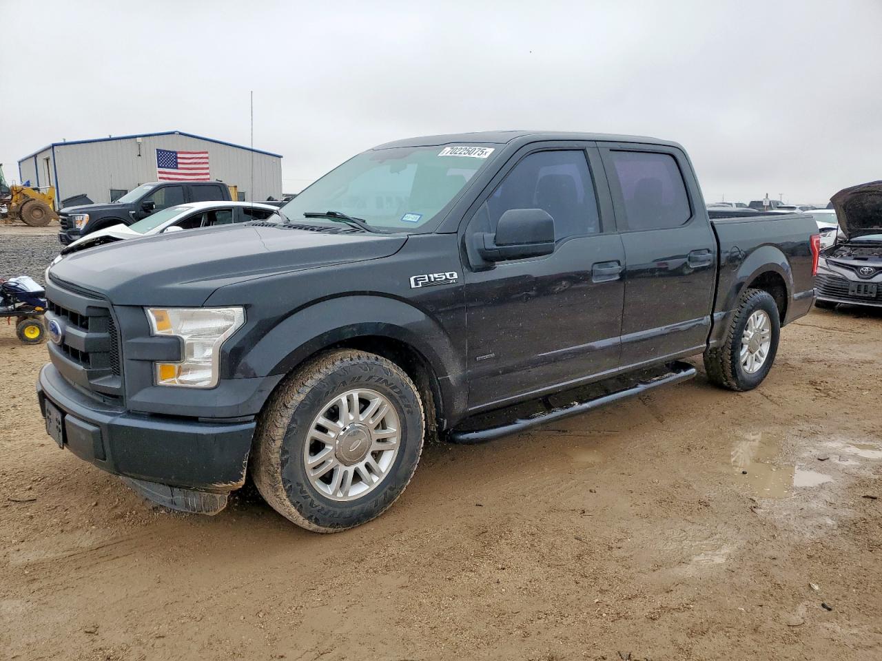 FORD F-150 SUPERCREW