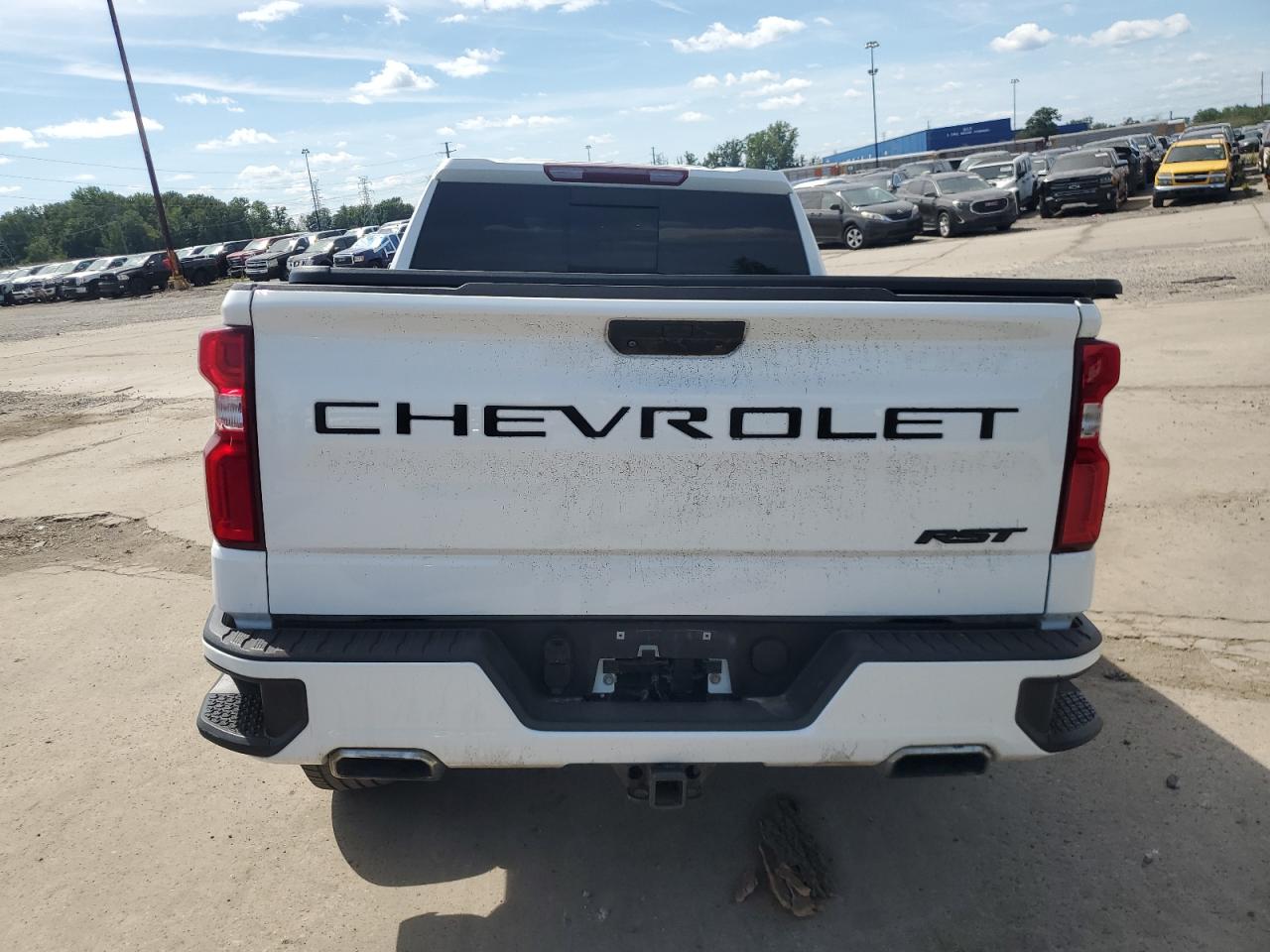 CHEVROLET SILVERADO K1500 RST