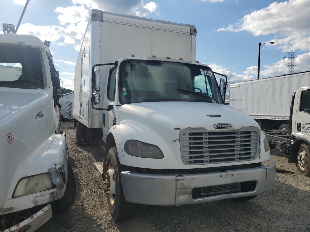 Lot #3290235219 2009 FREIGHTLINER M2 106 MED