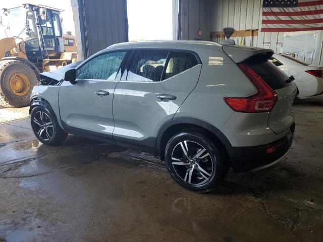 2025 VOLVO XC40 CORE YV4L12UJ5S2603636