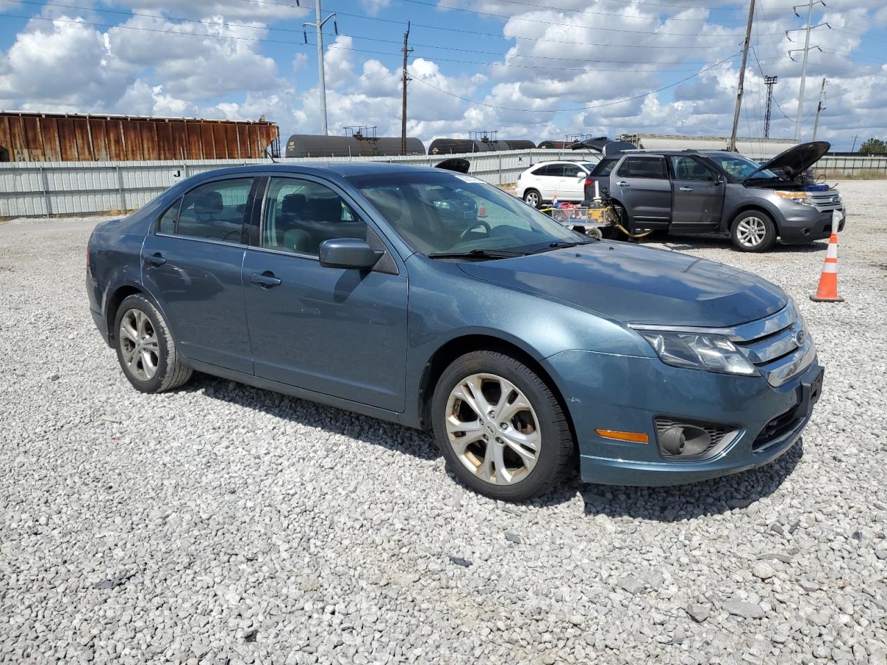 FORD FUSION SE