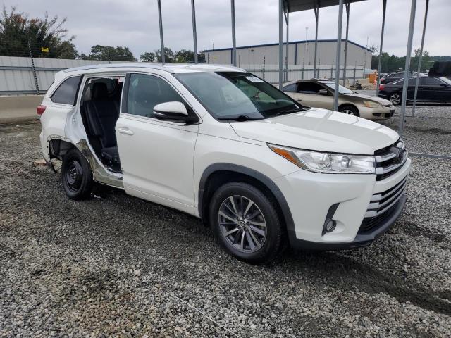 2018 TOYOTA HIGHLANDER 5TDJZRFH4JS523886