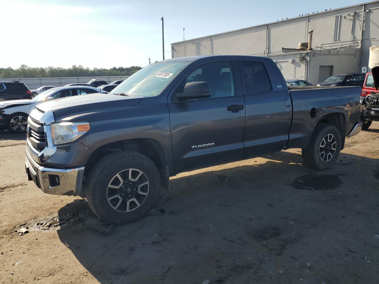 TOYOTA TUNDRA DOUBLE CAB SR