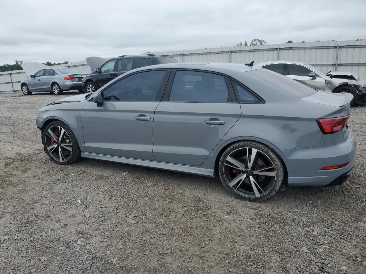 AUDI RS3