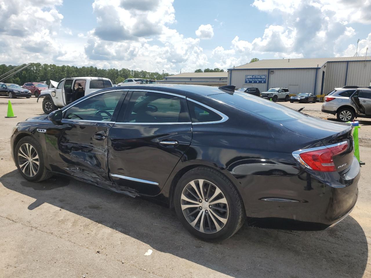 BUICK LACROSSE ESSENCE