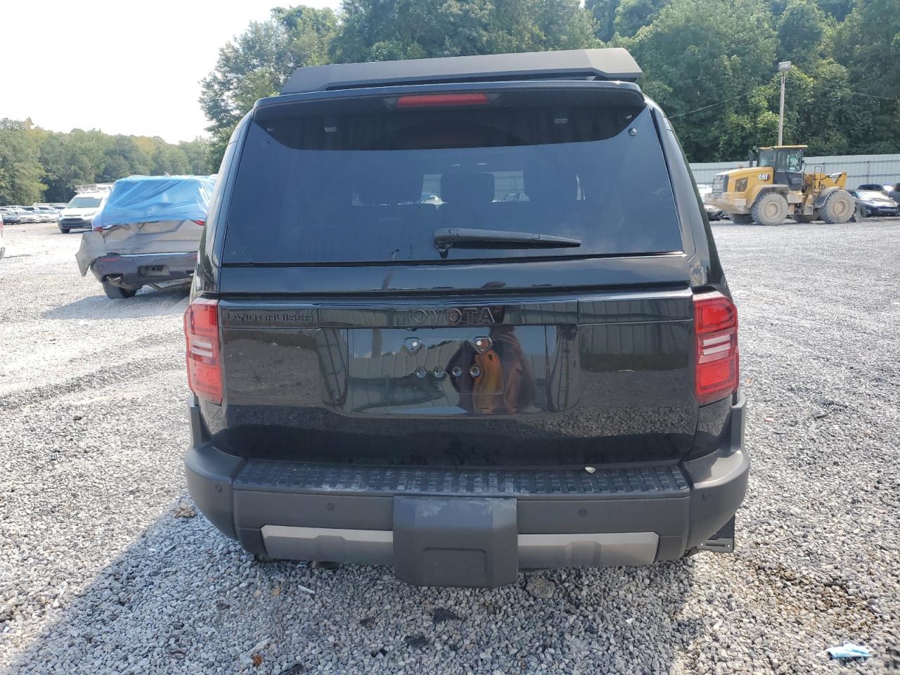 TOYOTA LAND CRUISER BASE