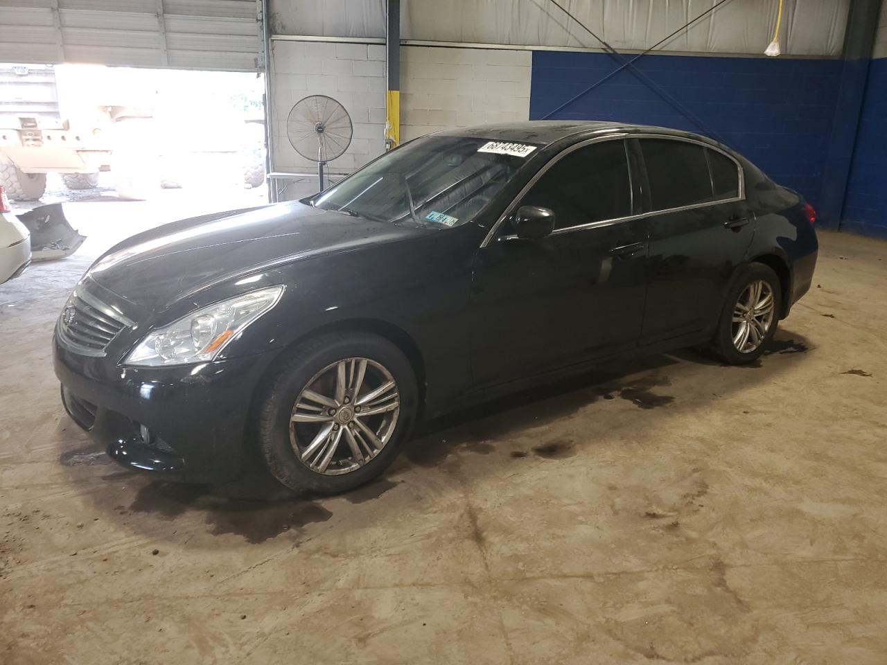 INFINITI Q40
