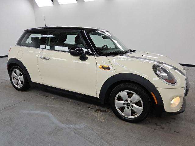 2017 MINI COOPER WMWXP5C3XH3B15941
