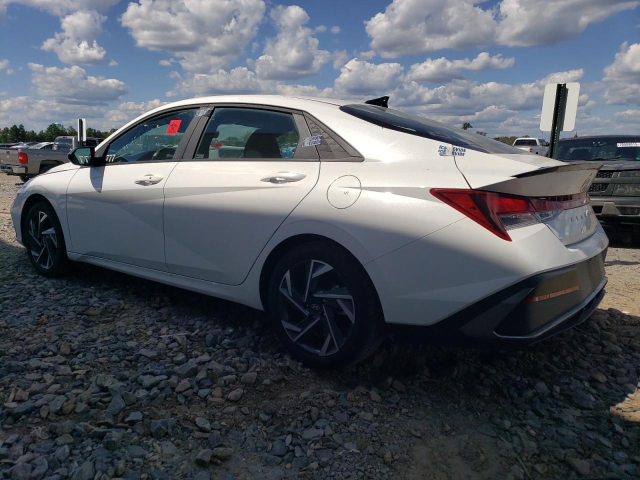 HYUNDAI ELANTRA SEL SPORT