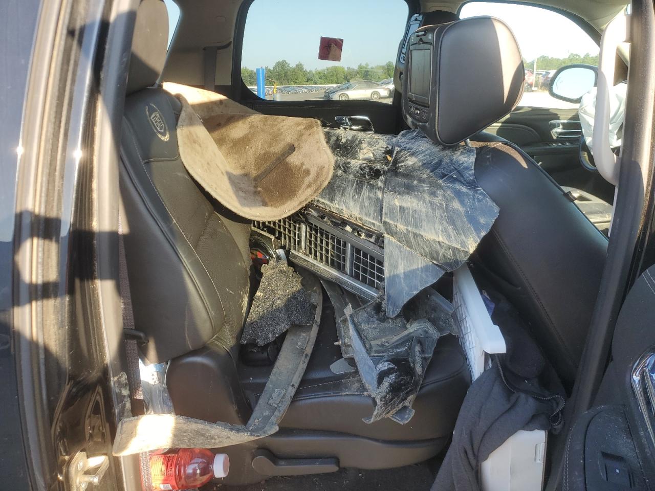 CADILLAC ESCALADE ESV PLATINUM